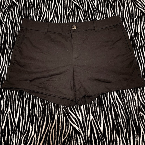 Ann Taylor Factory cotton shorts - Mid rise - Picture 2 of 4